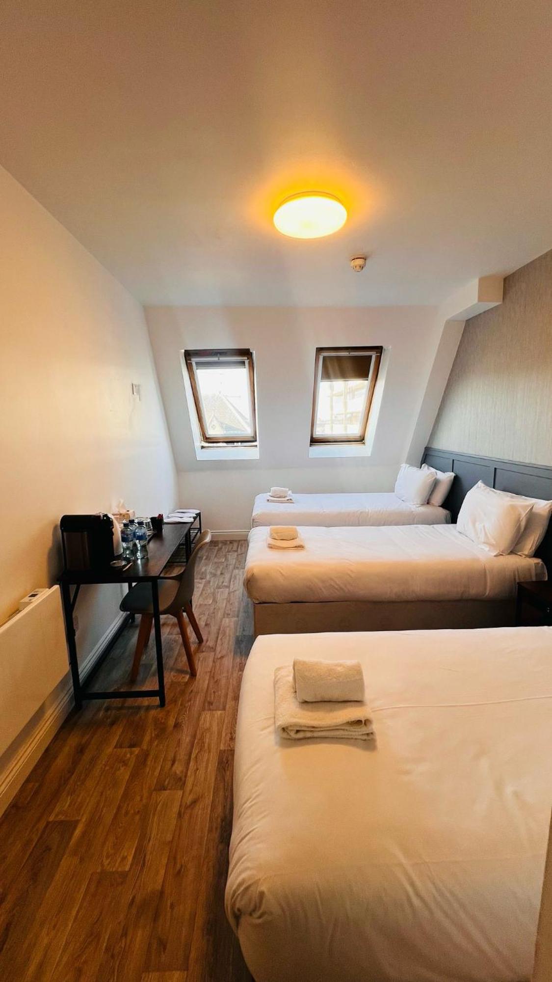 Mulligan Hotel Дублин Экстерьер фото